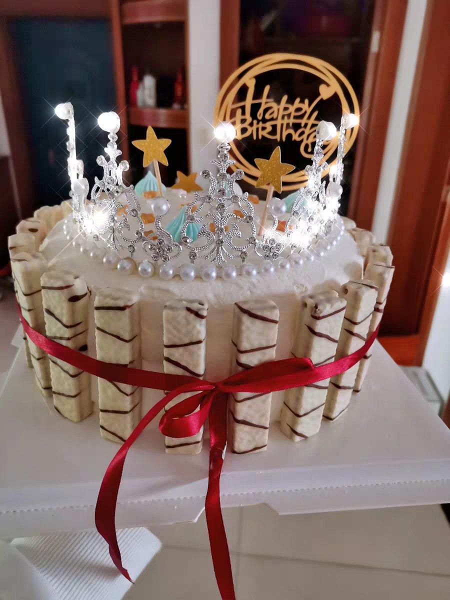 生日蛋糕教程【威化饼干围边】