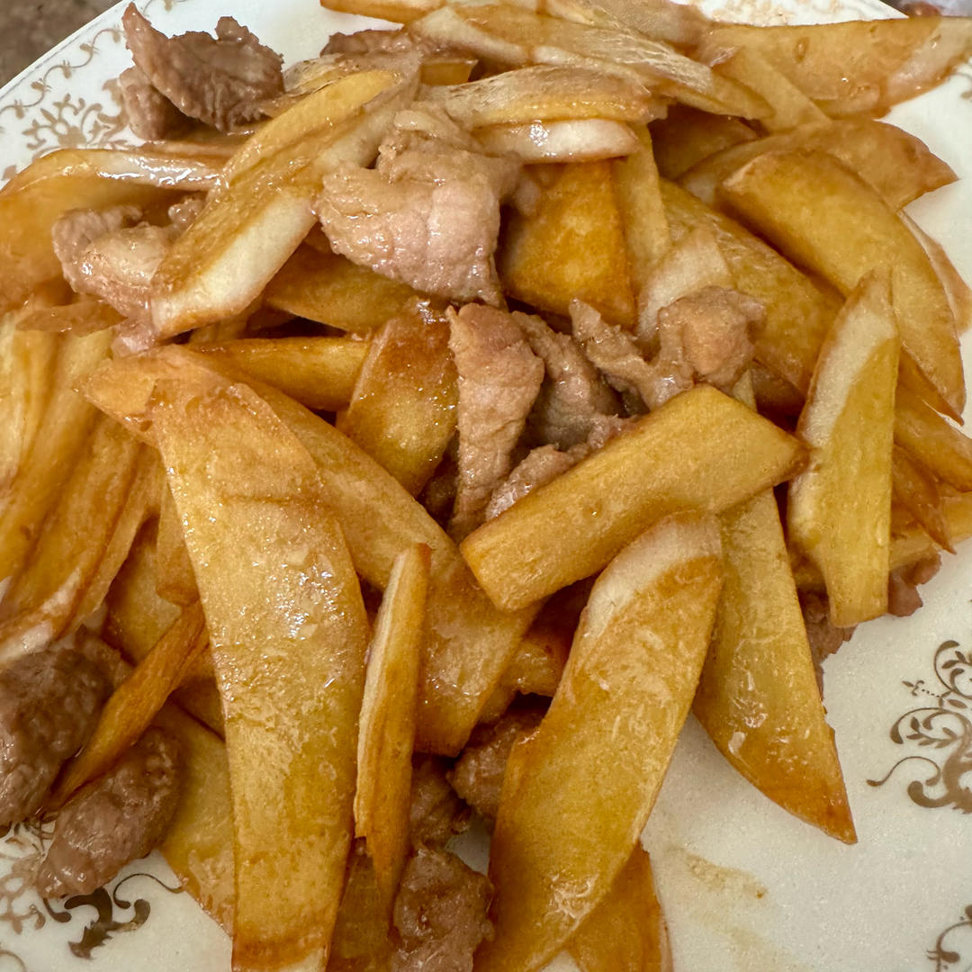 春笋炒肉（附这道菜的最佳打开方式）