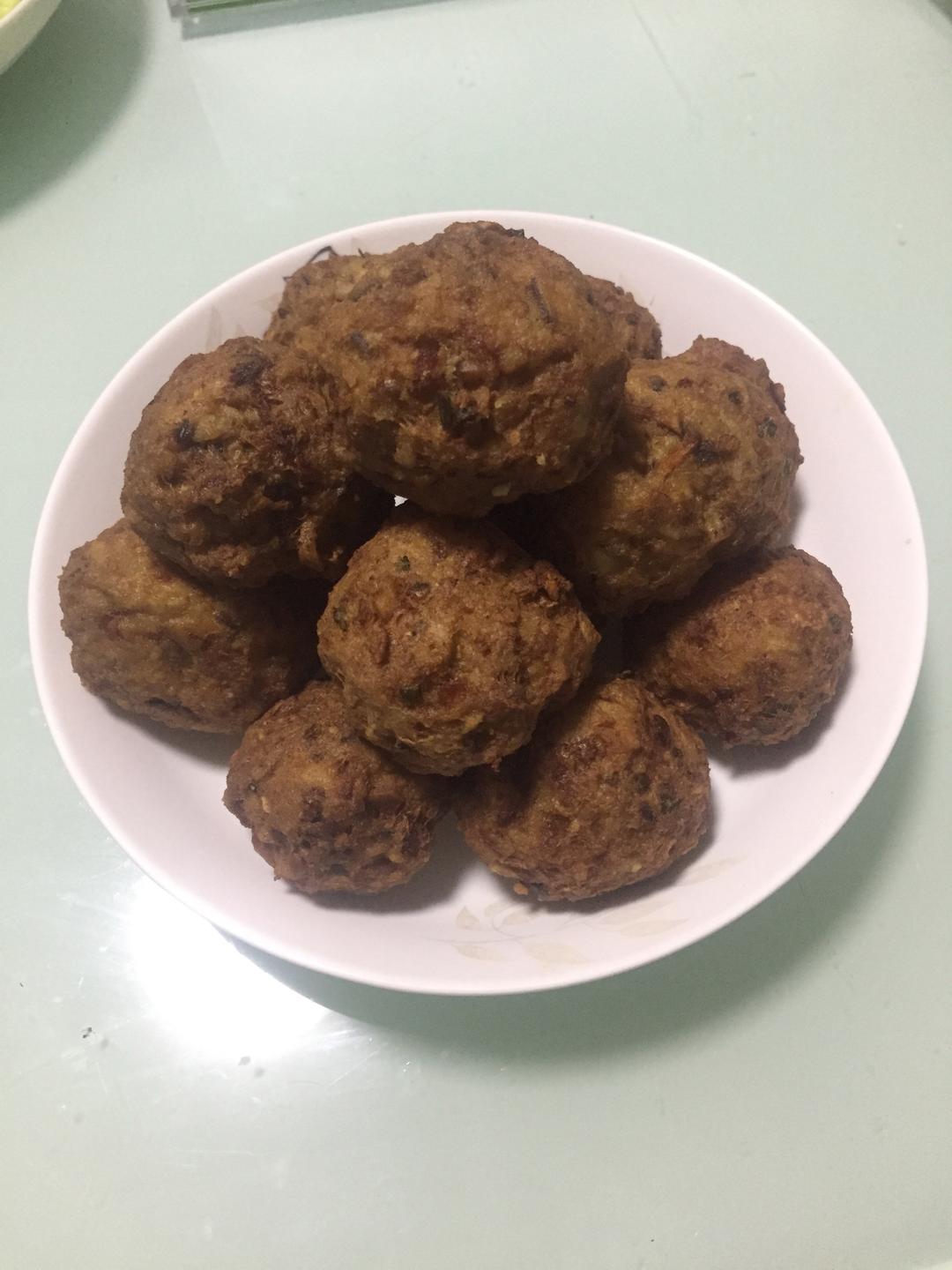 大肉丸子的做法