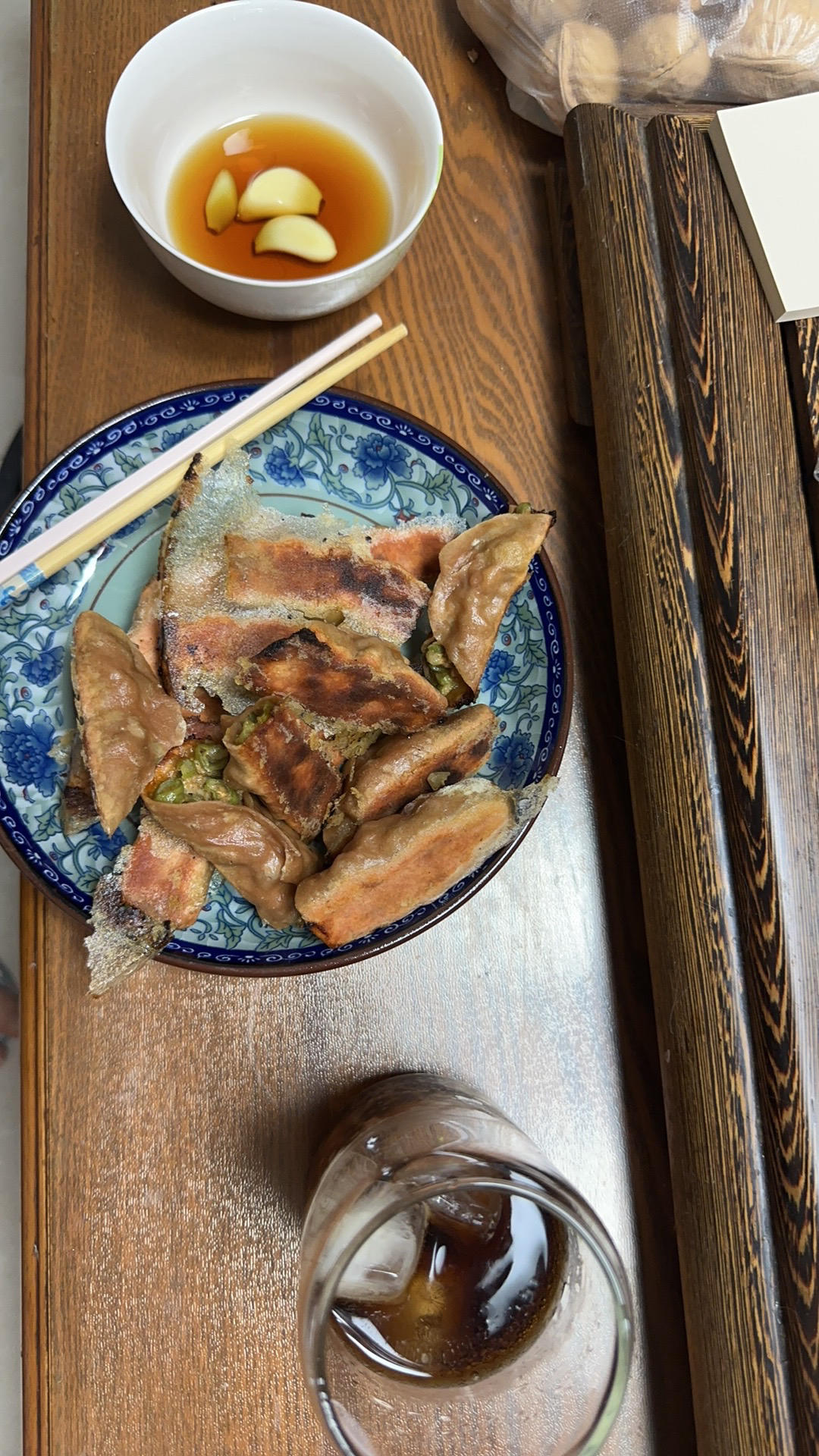 十里飘香—豆角肉锅贴