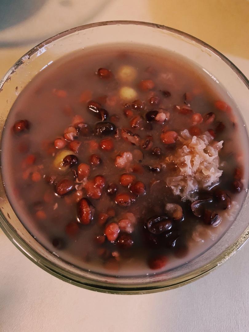 双拼抹茶小圆子红豆汤