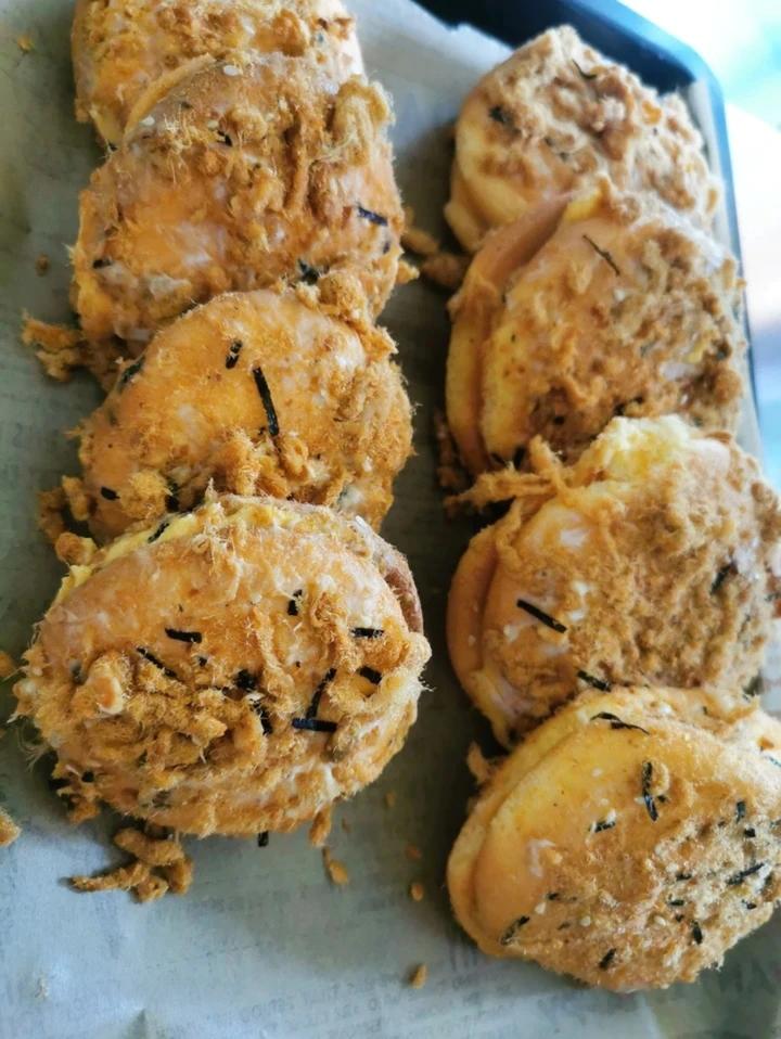 爆浆肉松小贝