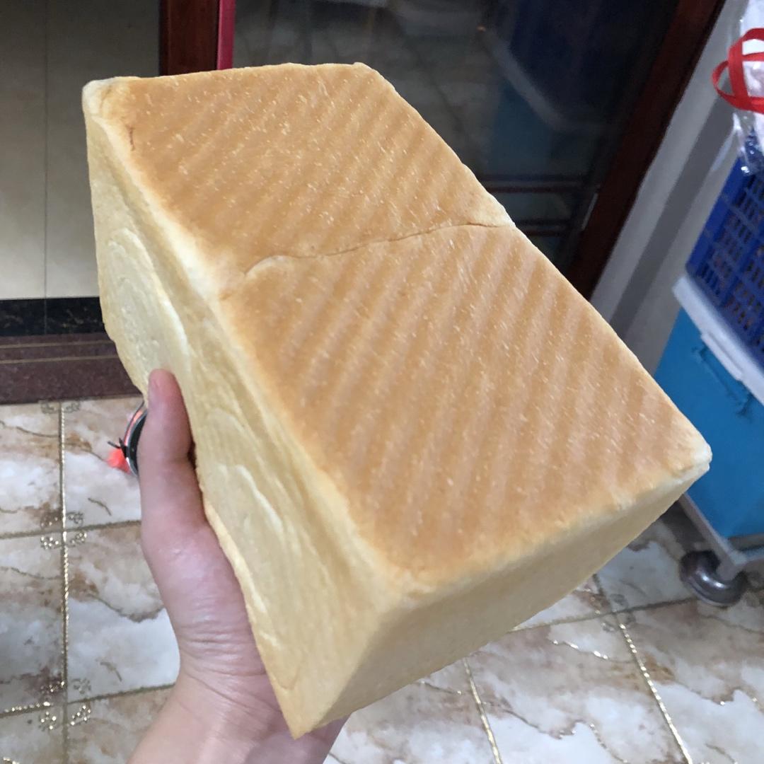 基础吐司（低糖低脂、咸甜百搭）