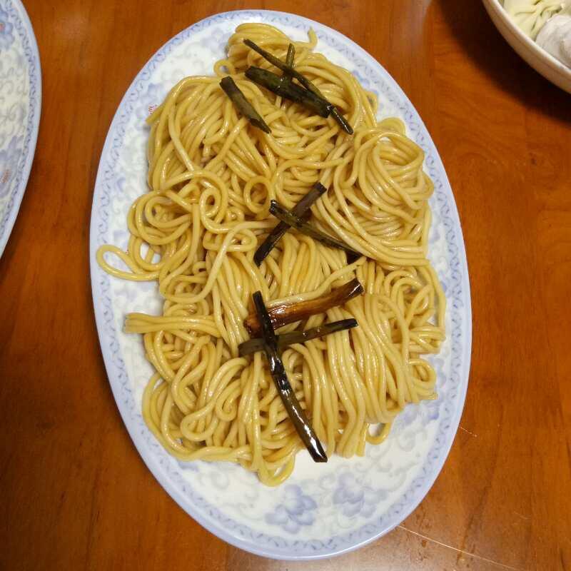 简单好吃的葱油面