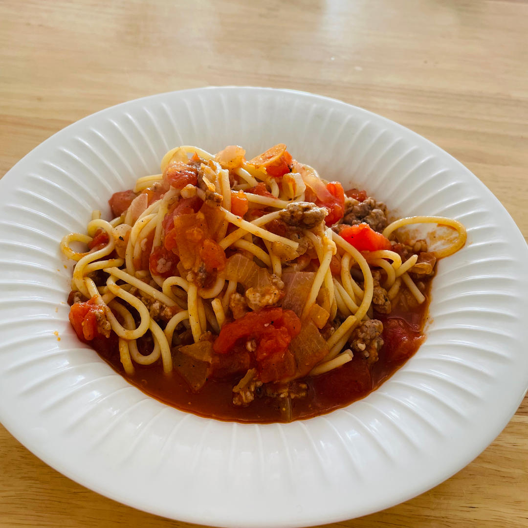 番茄肉酱意大利面