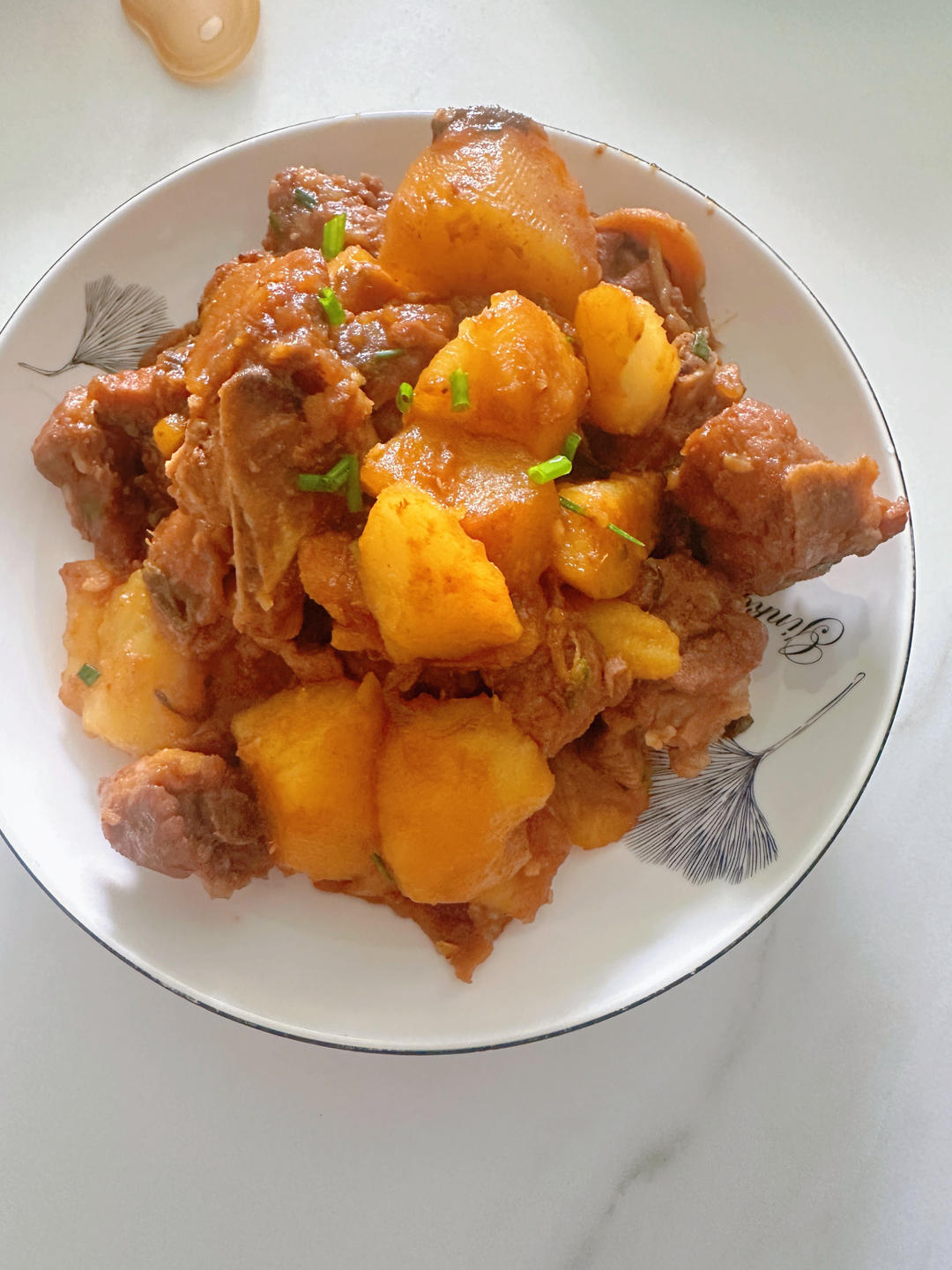 电饭锅排骨炖土豆