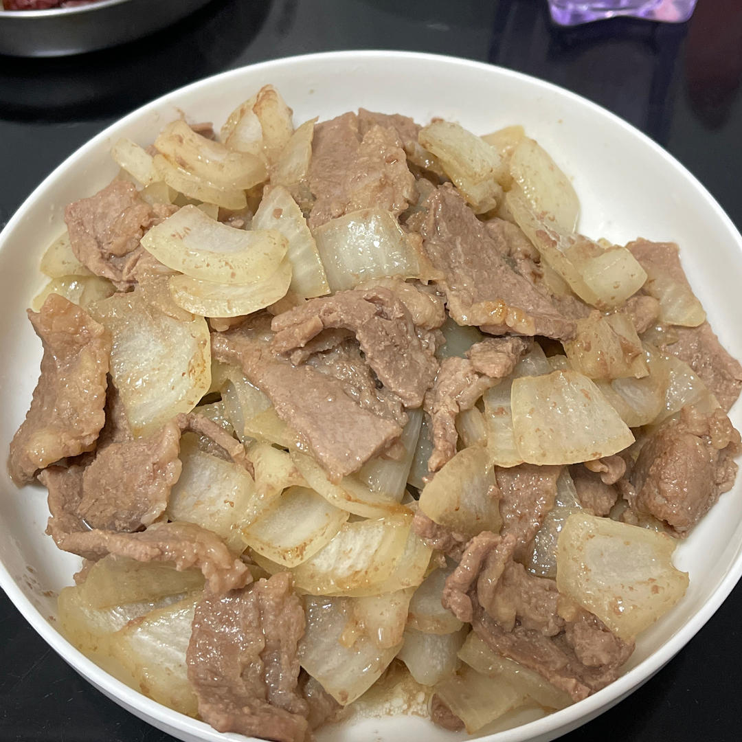 洋葱炒牛肉