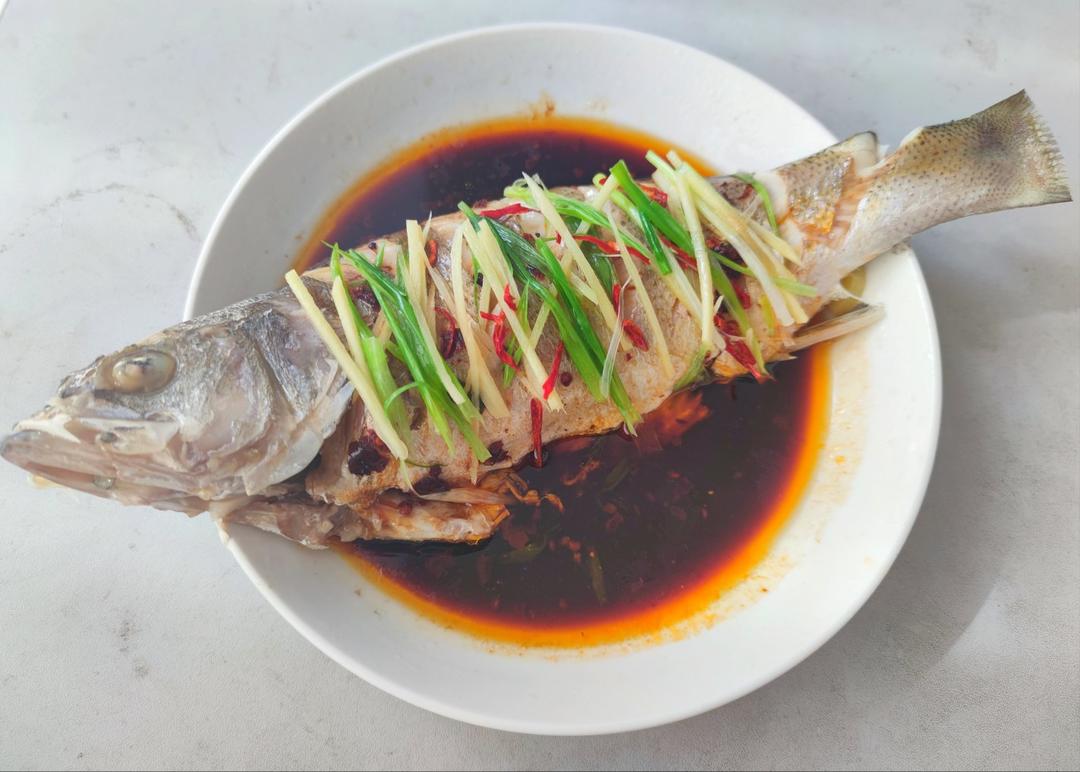 清蒸鲈鱼