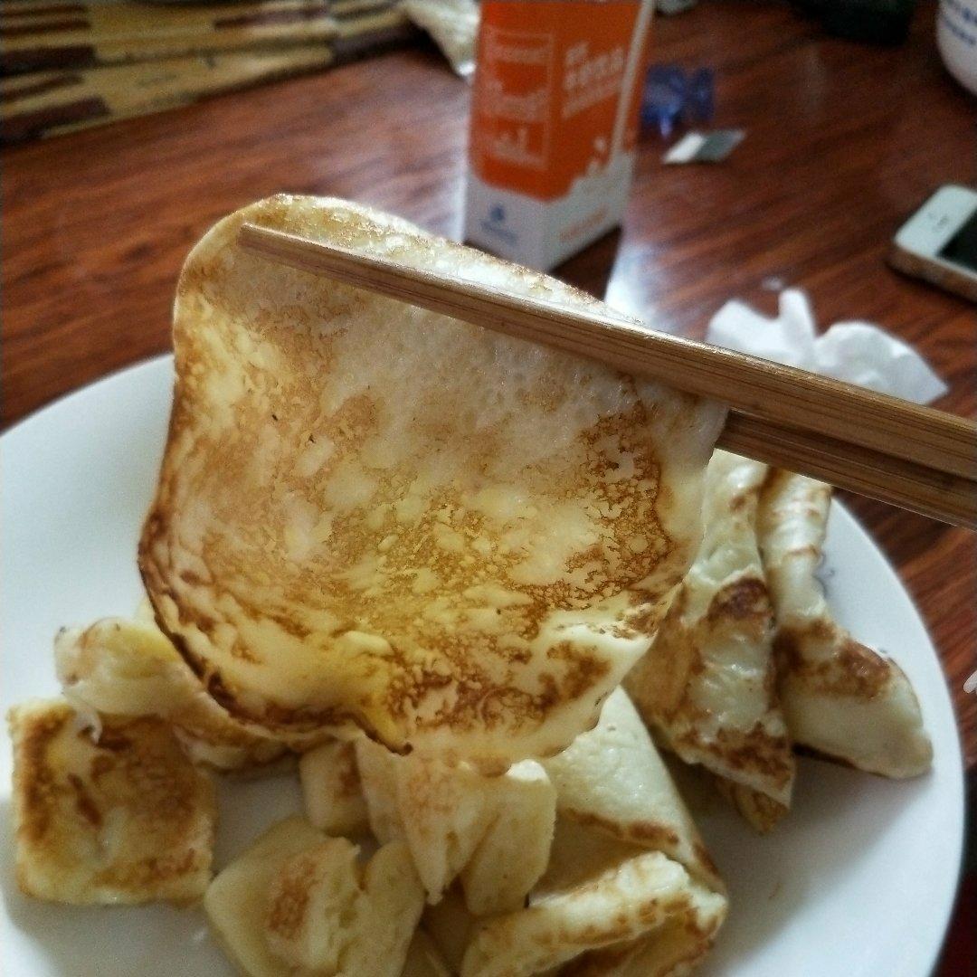 【减脂早餐】无油香蕉松饼（超简单）