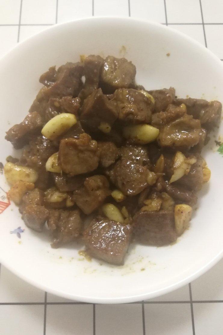 香蒜黑椒牛肉粒