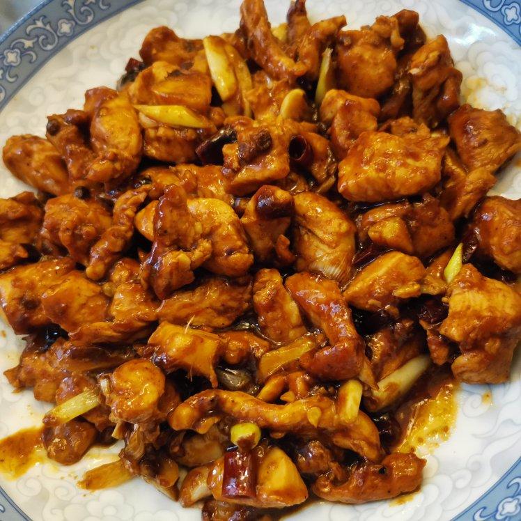传统宫保鸡丁