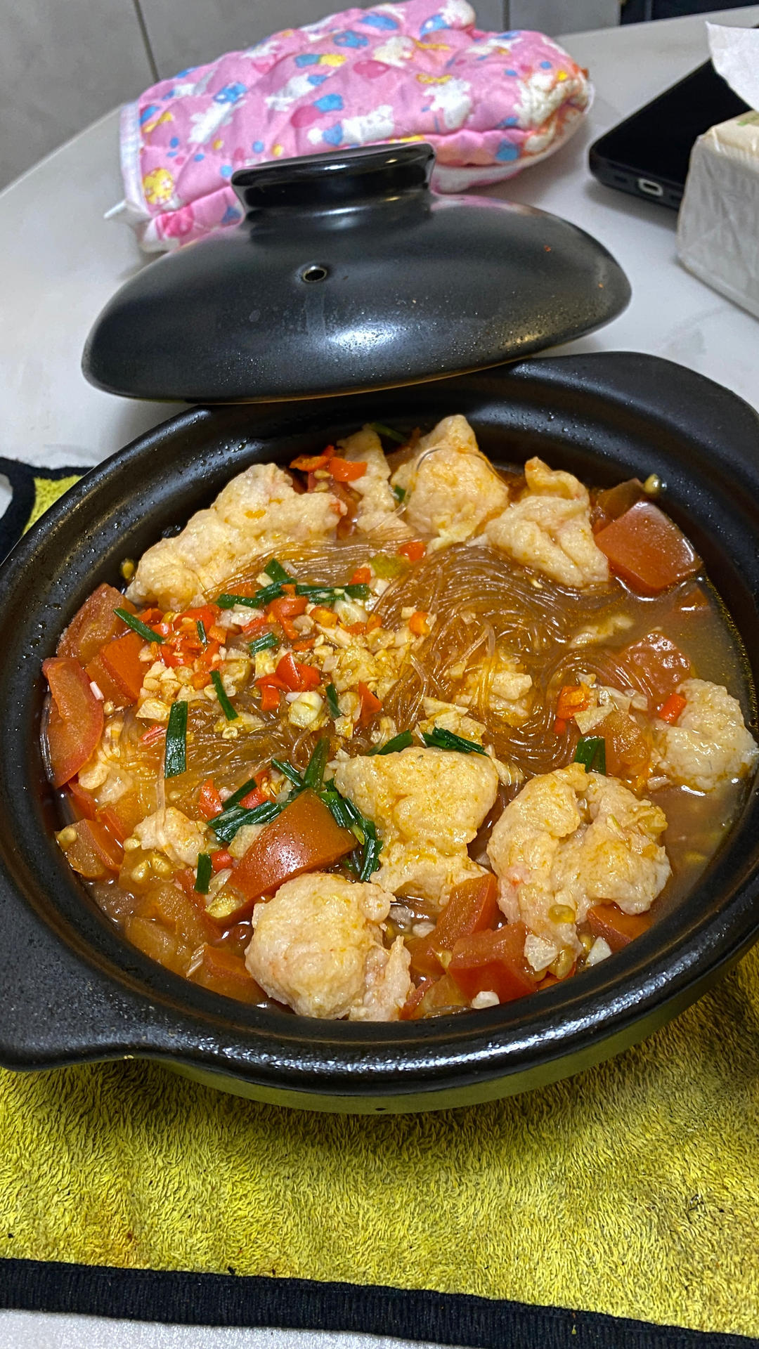 番茄虾滑粉丝煲