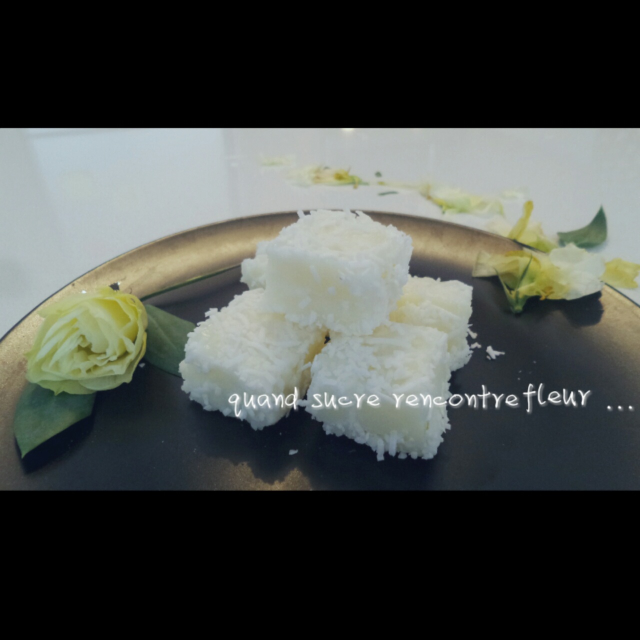 椰丝牛奶小方糕