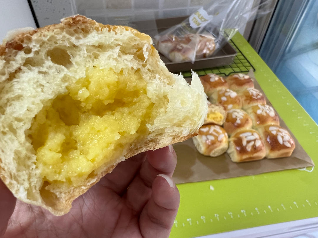奶黄小餐包-一次发酵超好吃（附快手奶黄馅制作方法）