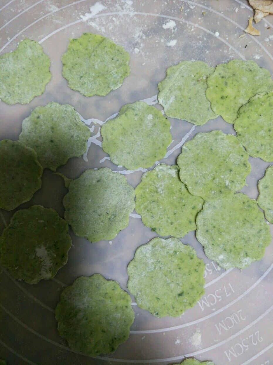 宝宝花朵饺子