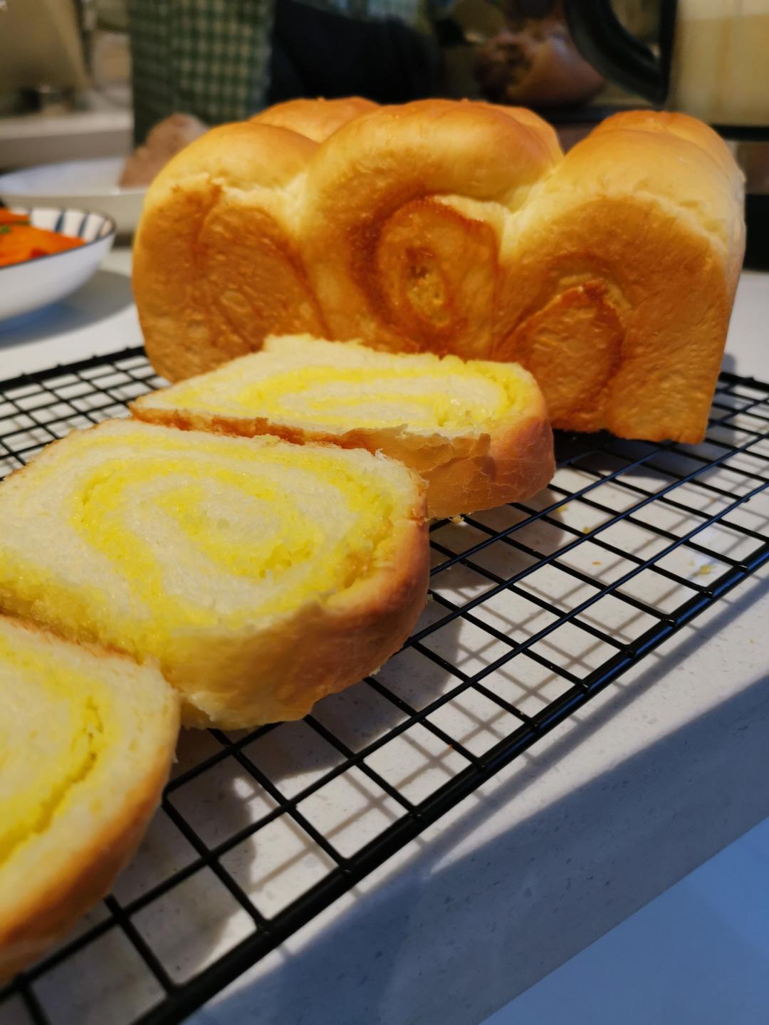 百吃不厌的吐司！奶香椰蓉吐司！