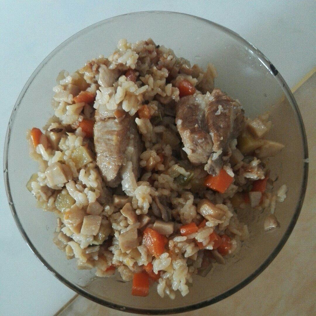 最爱的午饭，排骨焖饭