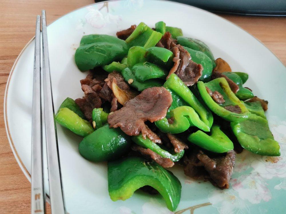 青椒炒牛肉