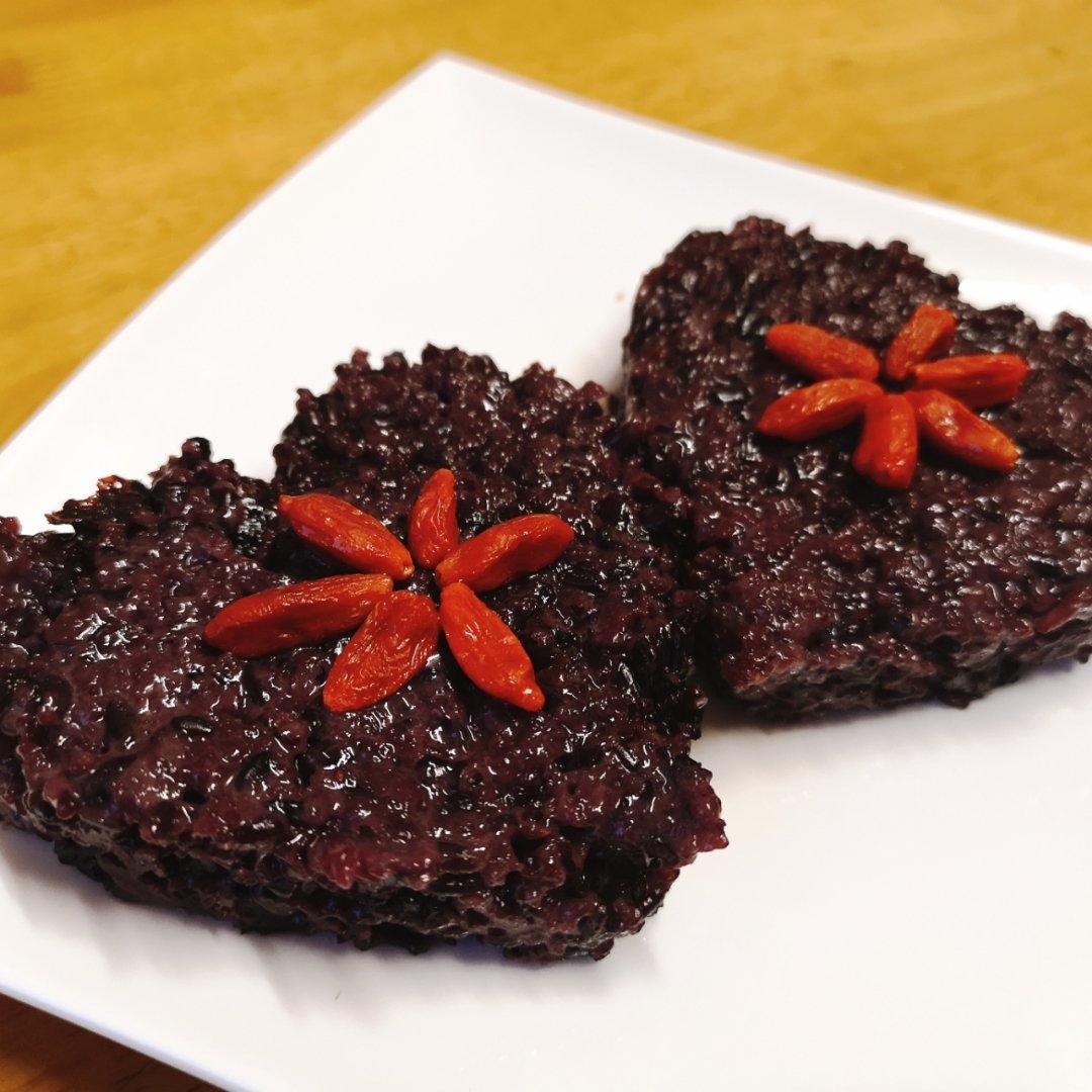 熊本熊! 黑米糕【港式黑糯米糕 黑米盏】