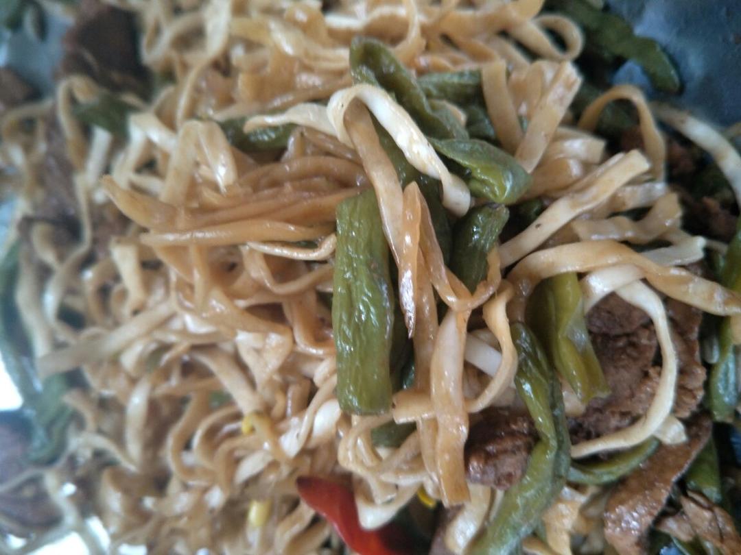 堂妈小厨——豆角番茄焖面