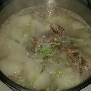 冬瓜羊肉汤的做法 步骤6