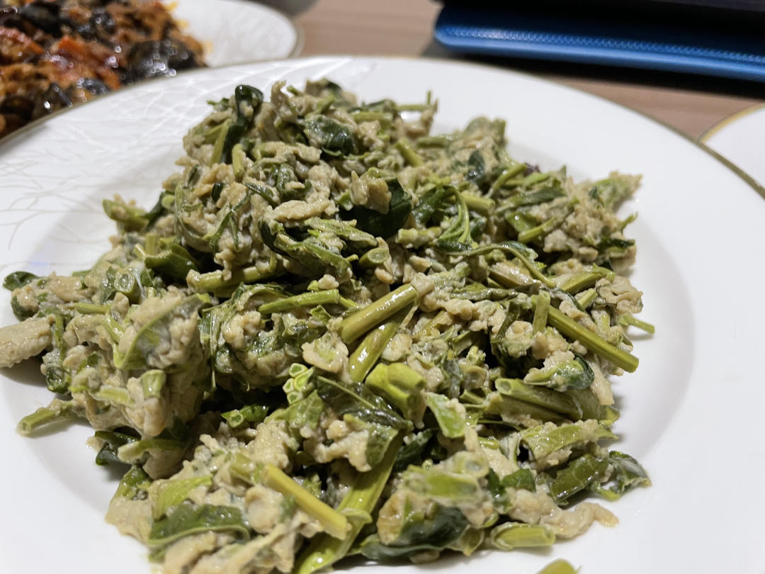 香椿炒鸡蛋