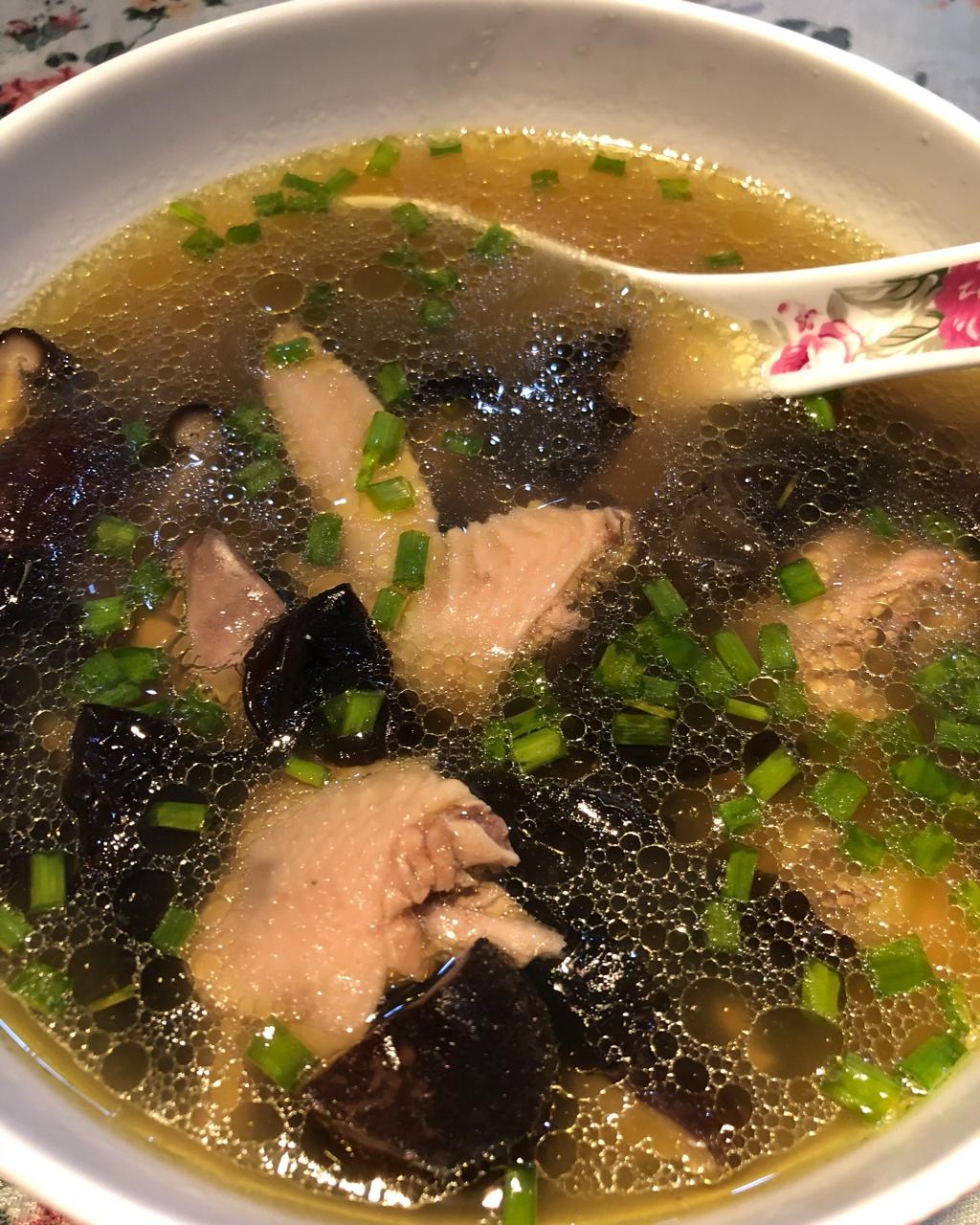 jigao86做的煲靓汤 土鸡汤