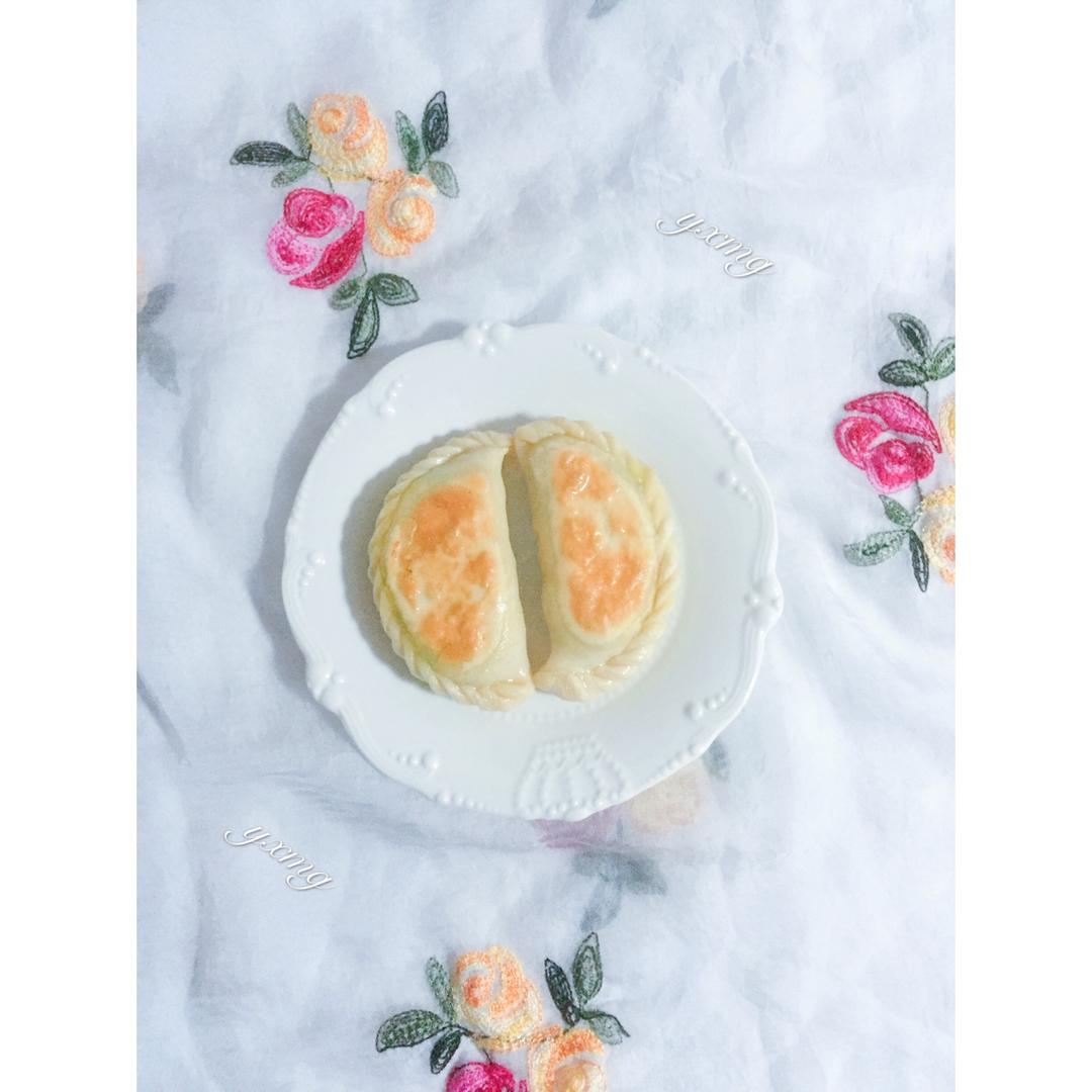 鲜美韭菜盒子