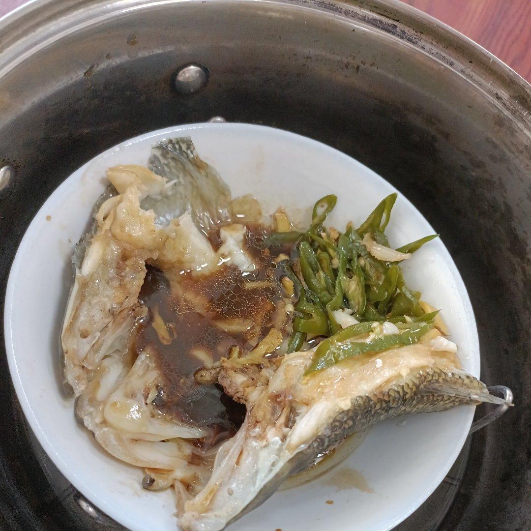 清蒸鲈鱼