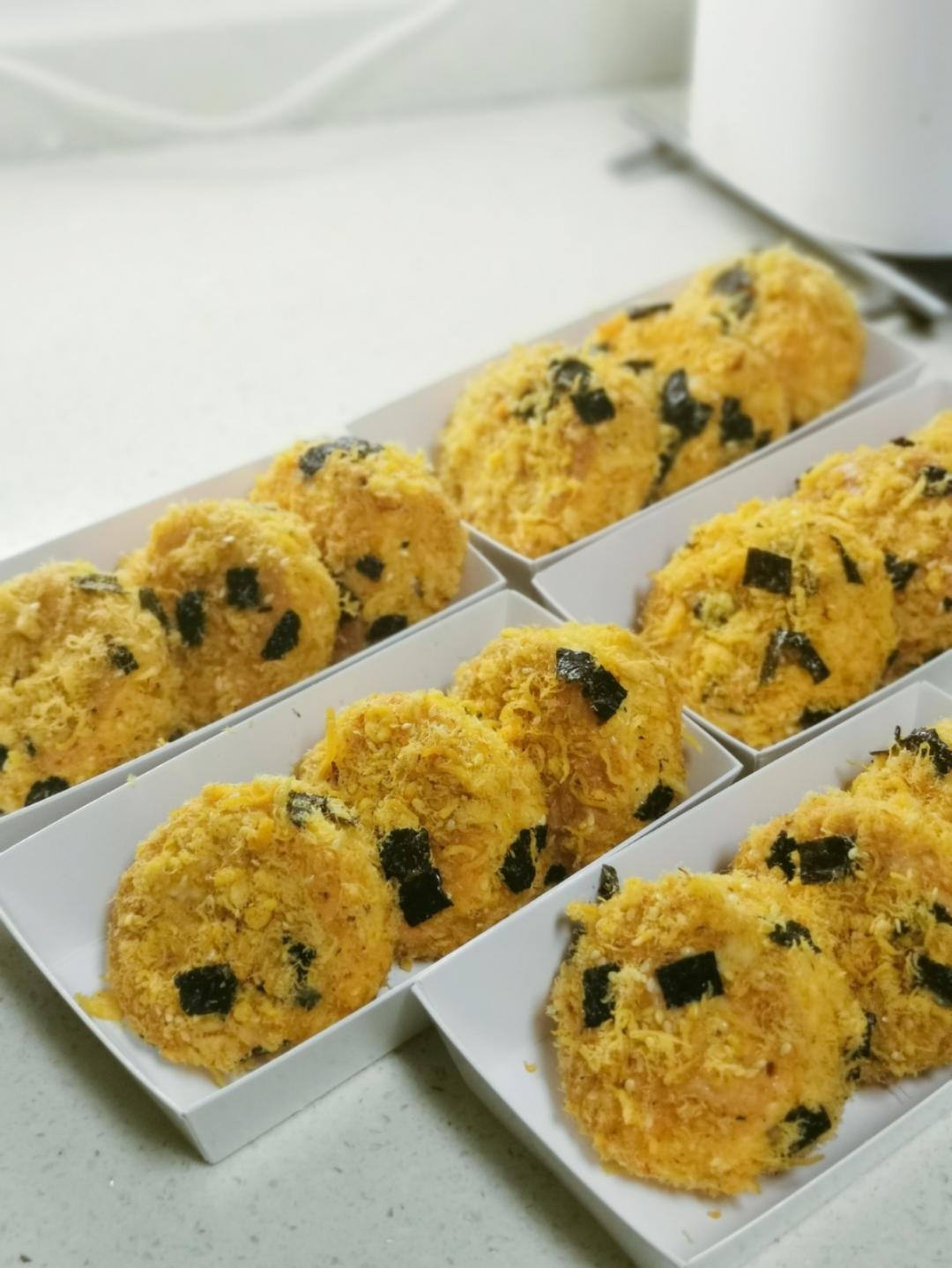 朋友都说比鲍师傅好吃的海苔肉松小贝