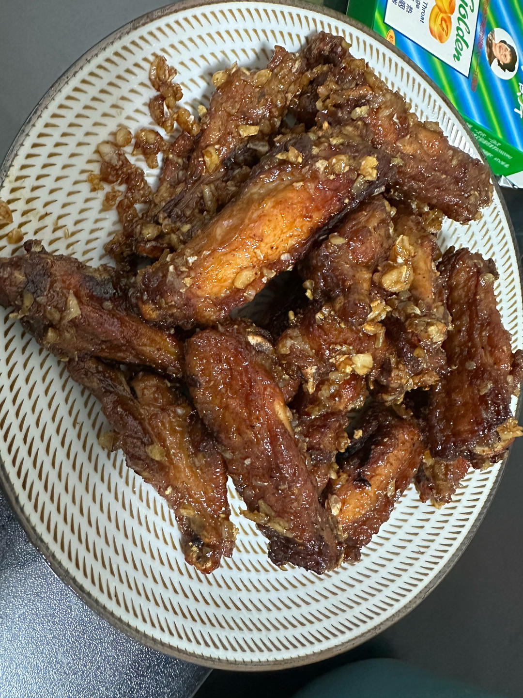 蒜香黄油鸡翅丨这样做的鸡翅真的巨好吃！
