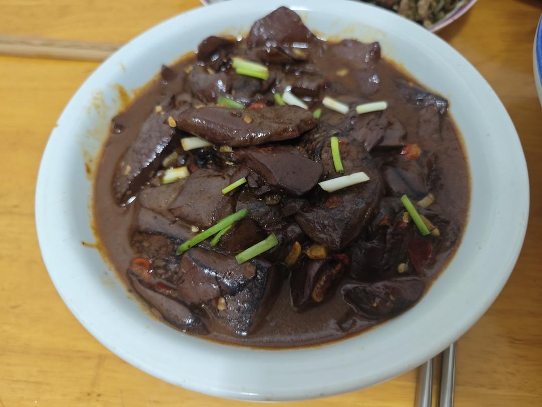 无敌好吃入味红烧猪血