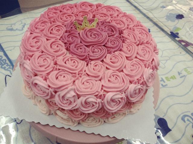 玫瑰花海綿蛋糕的做法