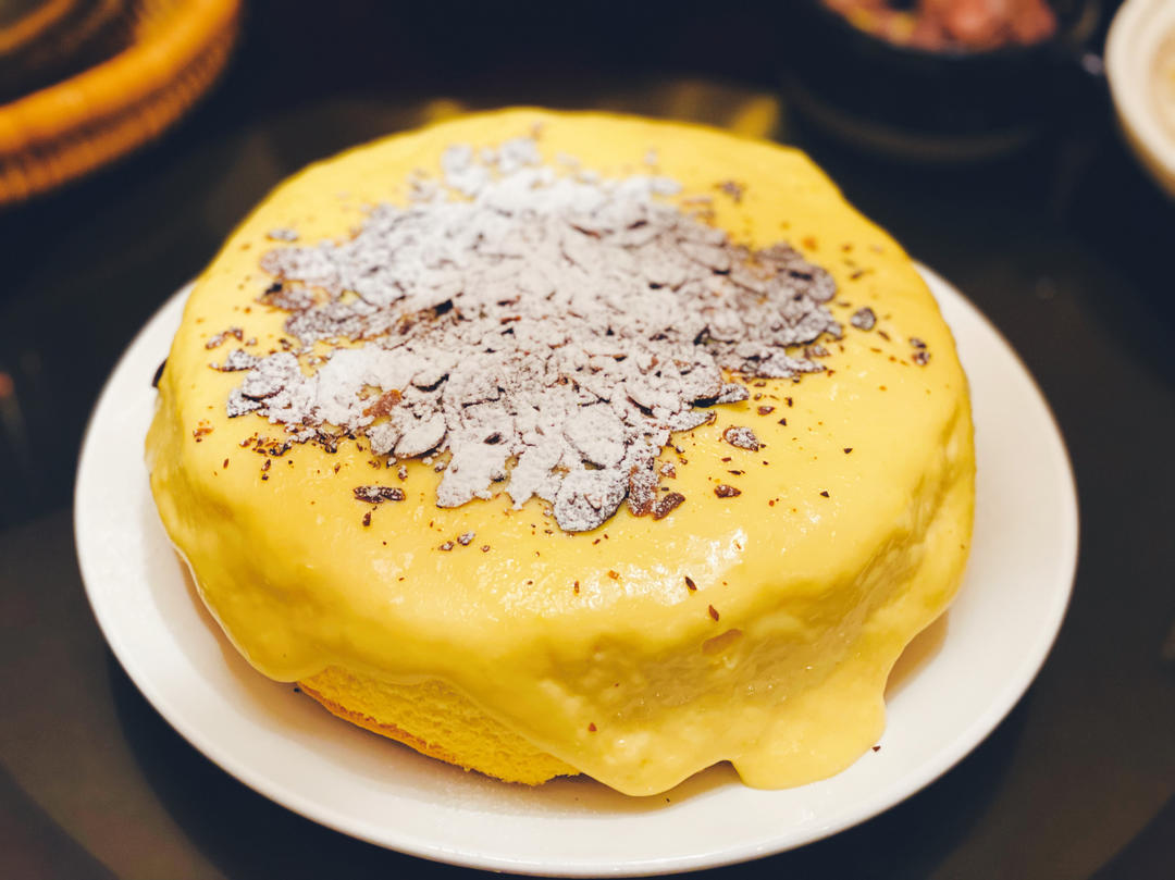 没有奶油的爆浆蛋糕