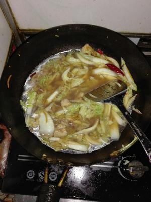 炝锅肉末白菜面的做法 步骤4