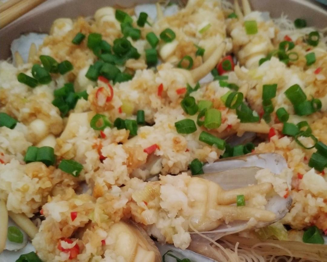 蒜蓉粉丝蒸海蛏