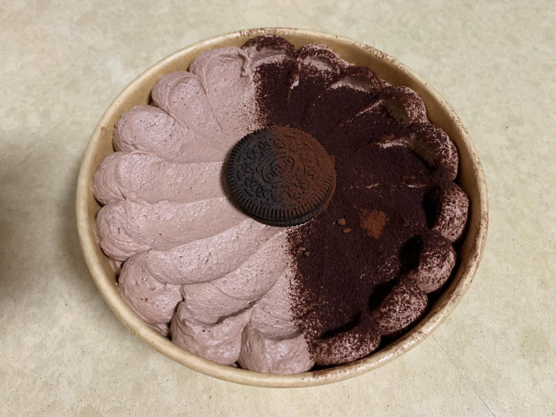 免洗模具的巧克力蛋糕太香啦