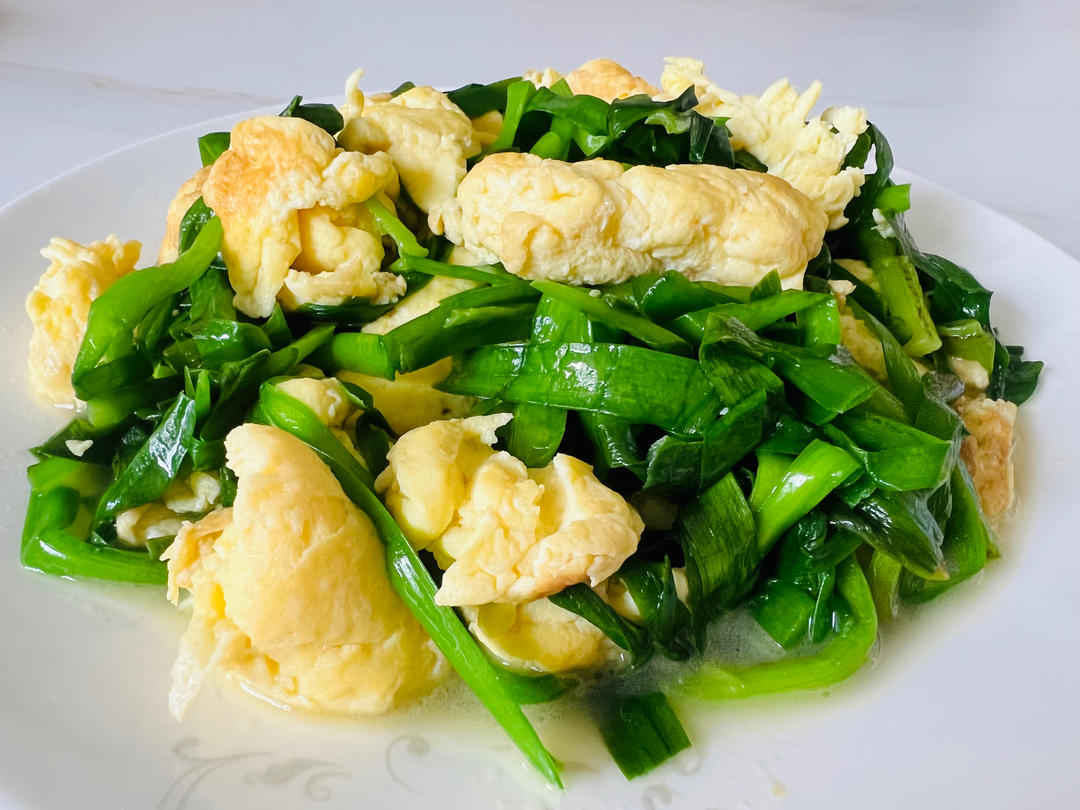 韭菜炒鸡蛋——三分钟快手下饭菜 掌握火候的秘诀