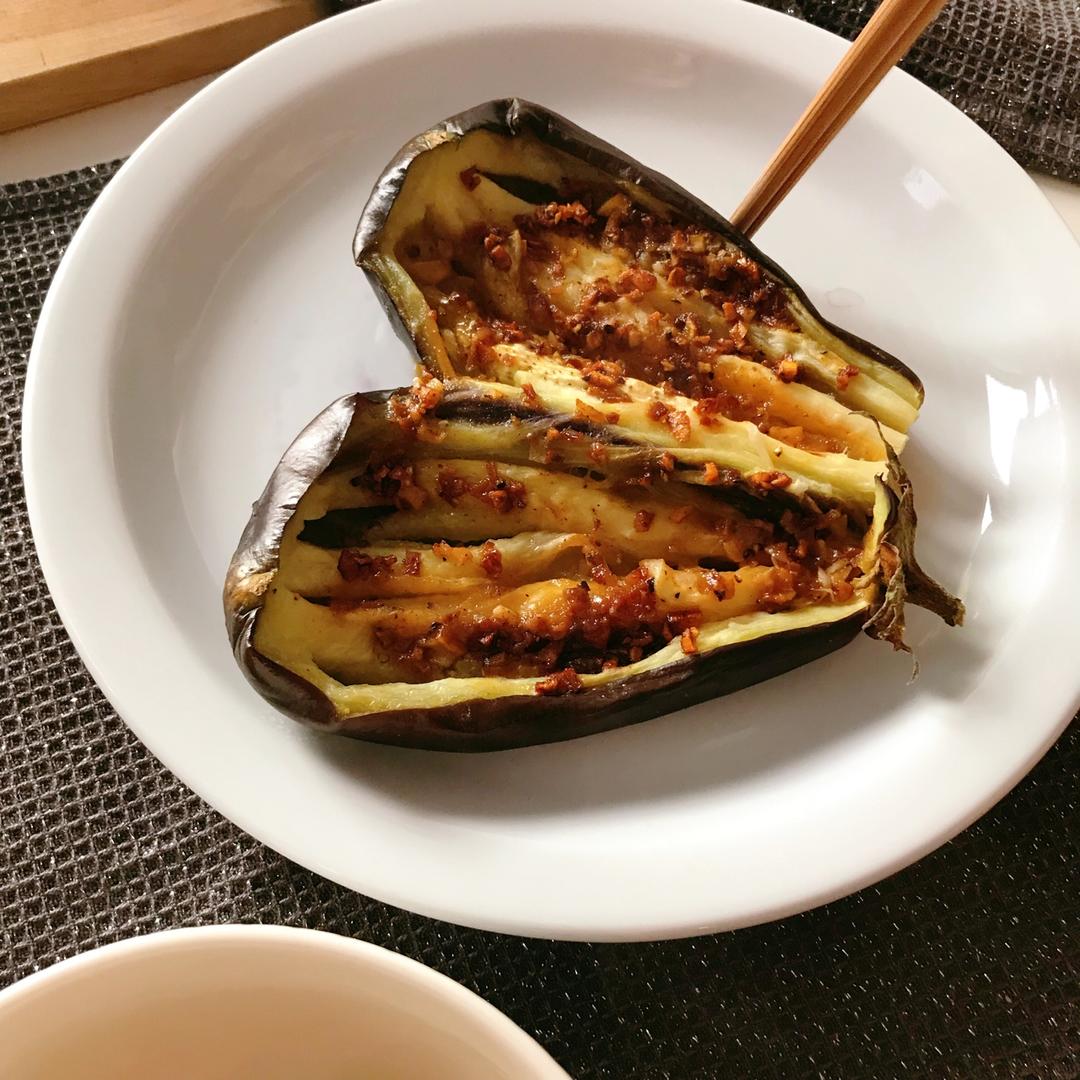 【微波炉烤茄子】