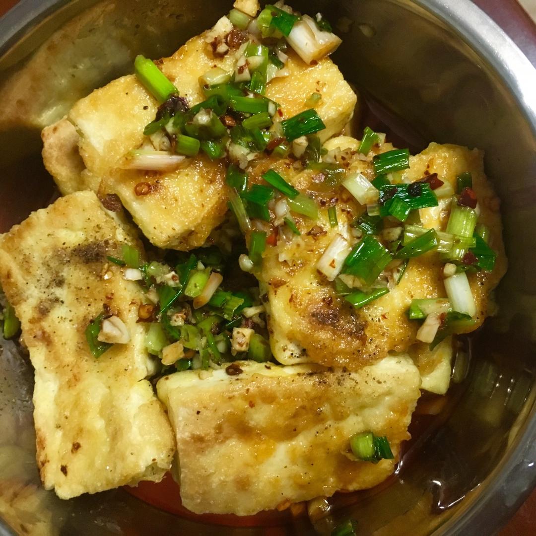 无敌美味的香煎豆腐