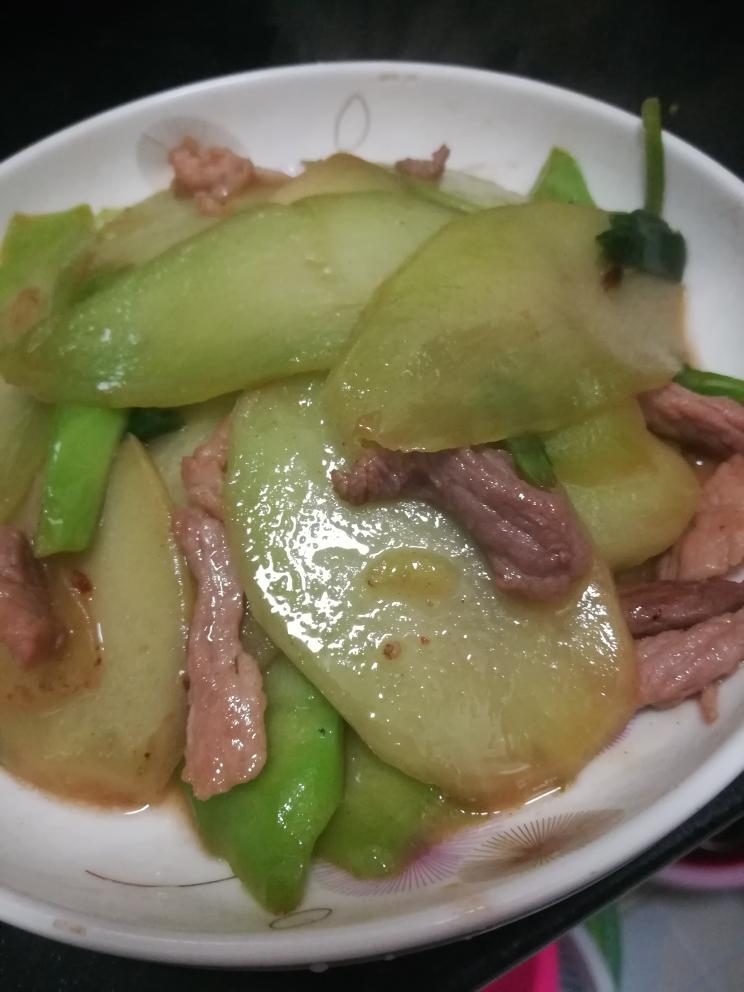 肉丝炒芥兰头
