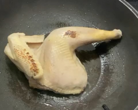 简易版酱油鸡的做法 步骤3