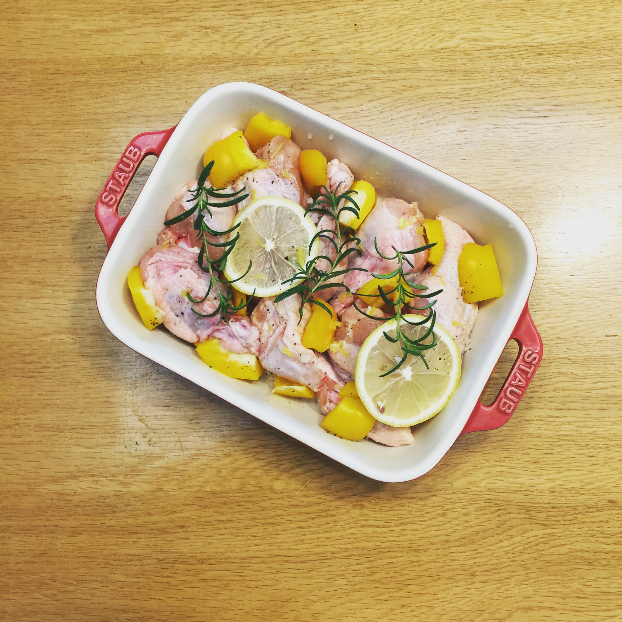 迷迭香柠檬烤鸡腿