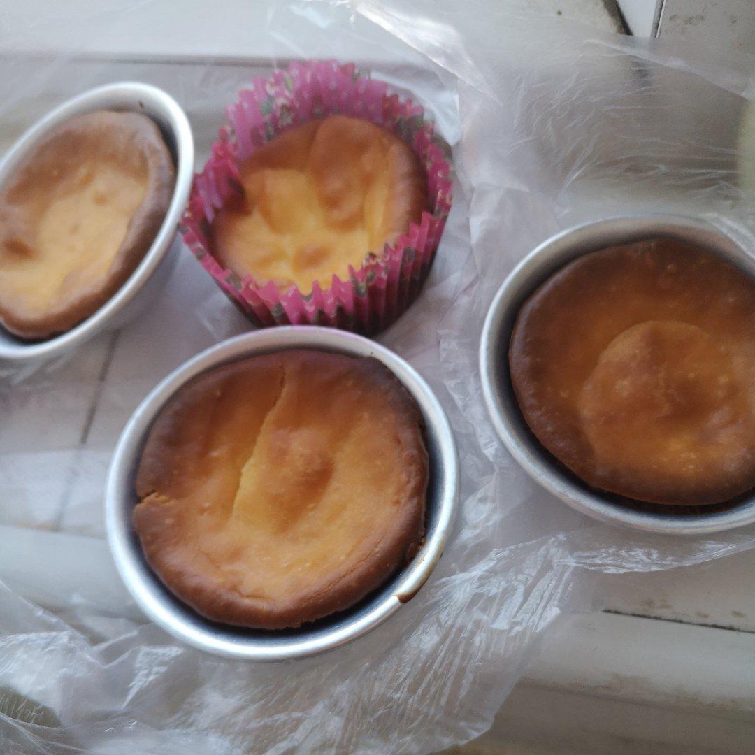 仿85度C的芝士球