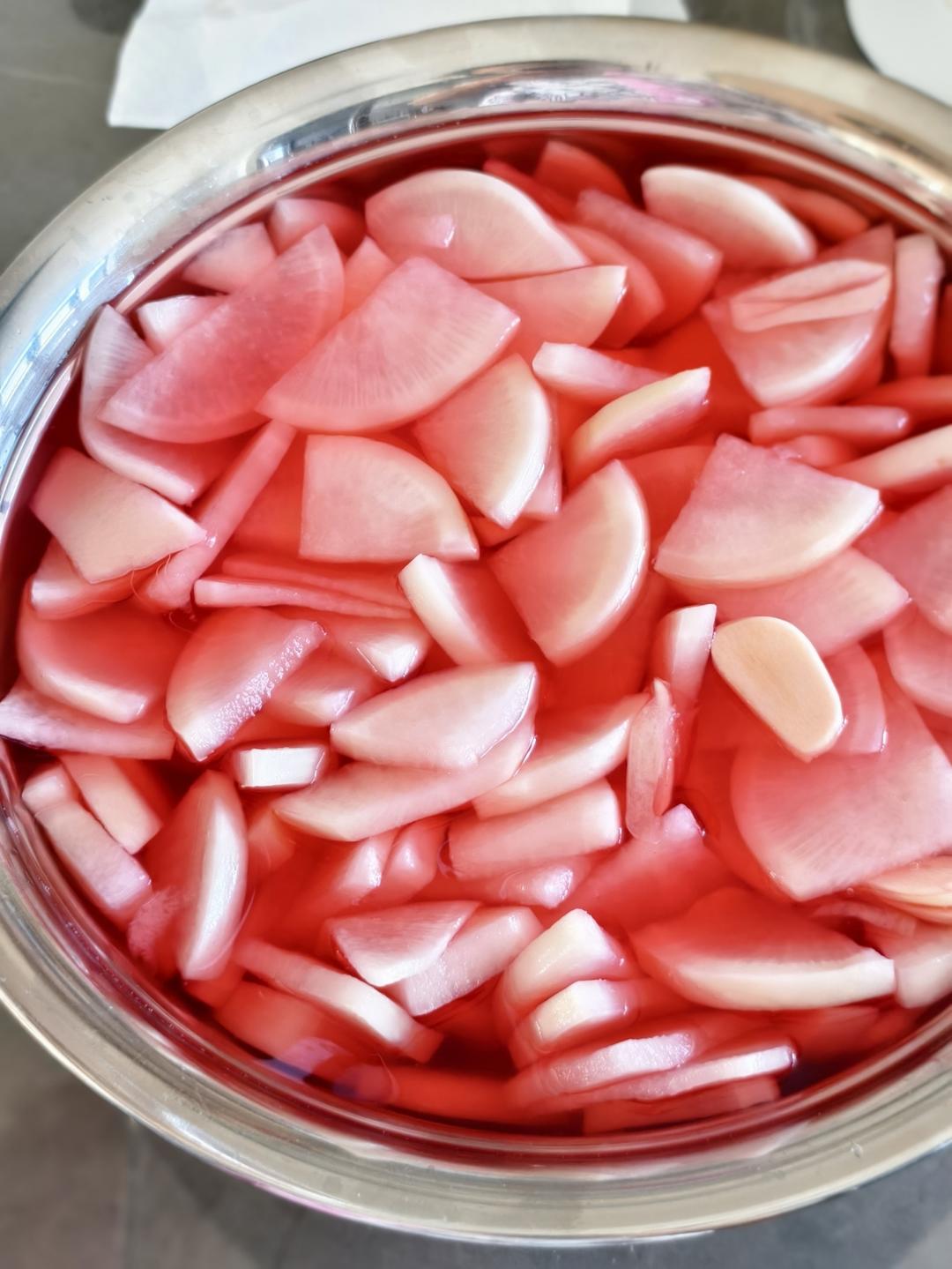 酸甜辣的粉色泡箩卜