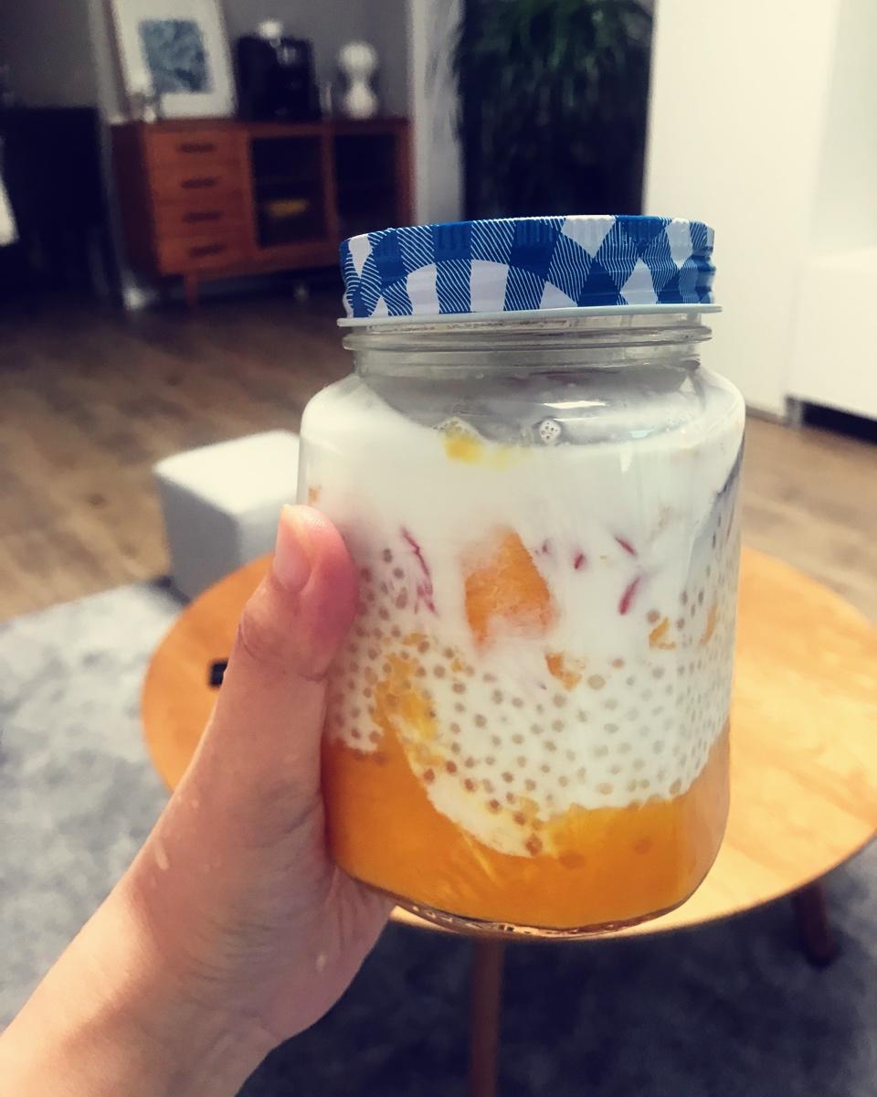 港式甜品——杨枝甘露(芒果西米露)附芒果花切法