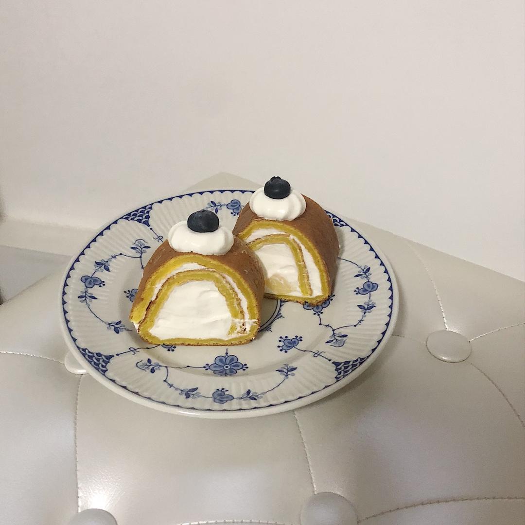 《Tinrry下午茶》教你做基础原味蛋糕卷