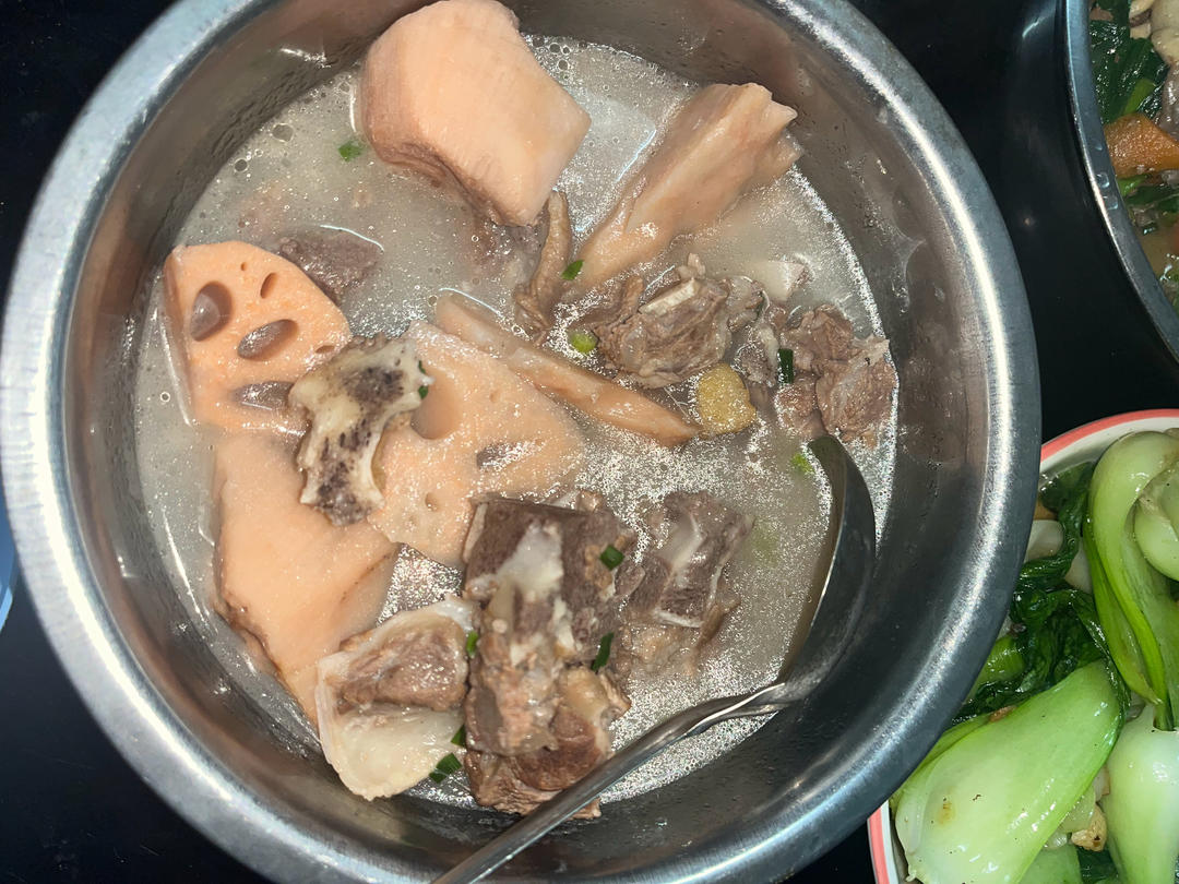 就是这个味道，好好喝的藕汤  #湖北藕汤 /湖北人对藕汤有独特的执着