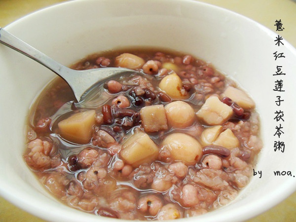 薏米红豆莲子茯苓粥