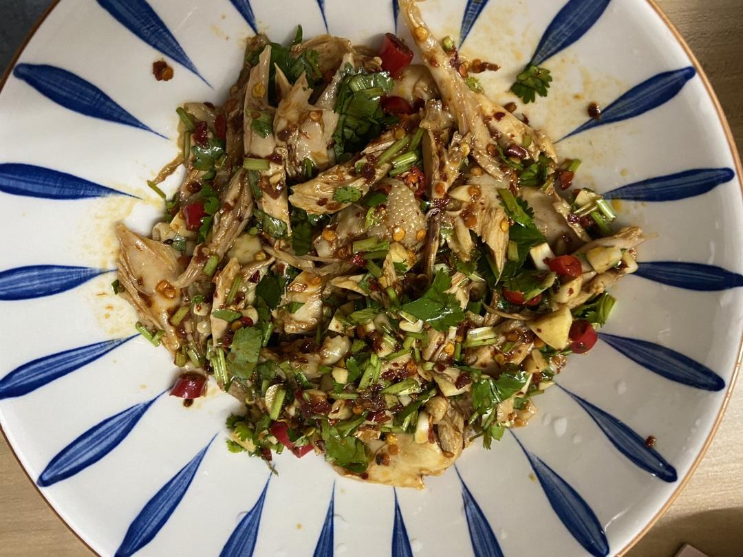 手撕凉拌鸡腿肉